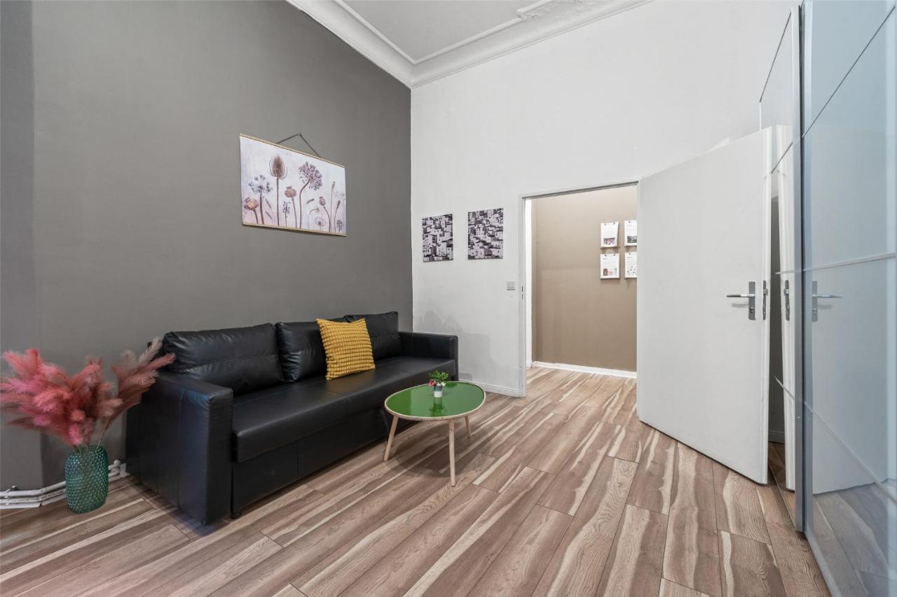 Holiday 33 Apartment K Next To Alexanderplatz Berlin Bagian luar foto