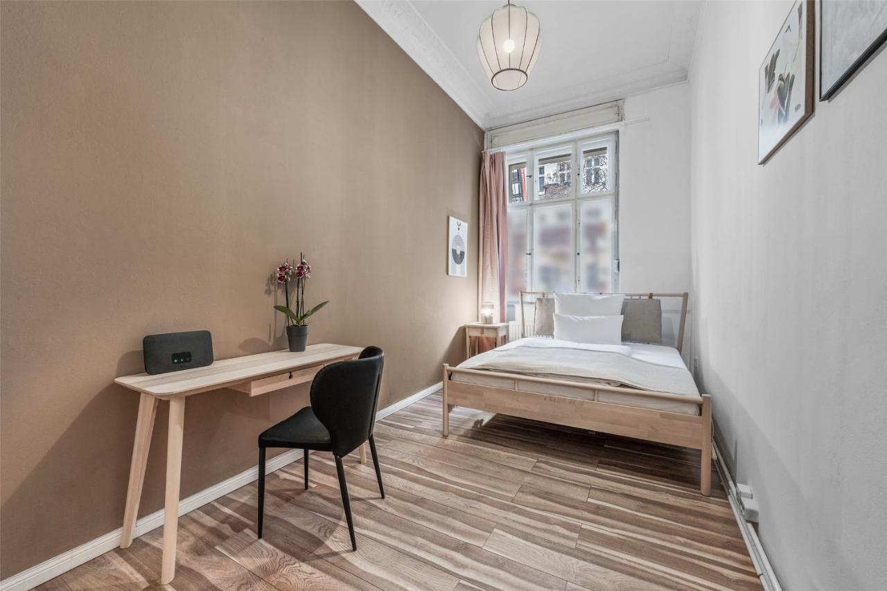 Holiday 33 Apartment K Next To Alexanderplatz Berlin Bagian luar foto