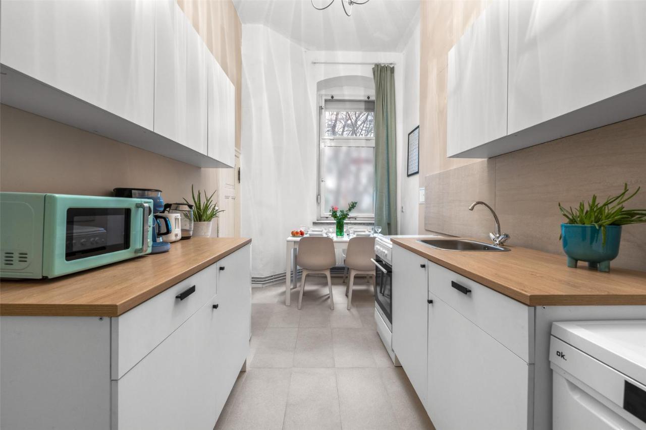 Holiday 33 Apartment K Next To Alexanderplatz Berlin Bagian luar foto